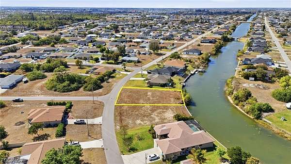 0.25 Acres of Residential Land for Sale in Cape Coral, Florida