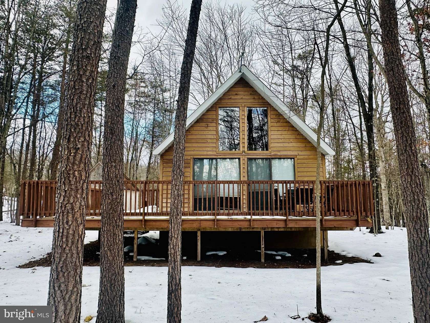 3.39 Acres of Residential Land with Home for Sale in Berkeley Springs, West Virginia