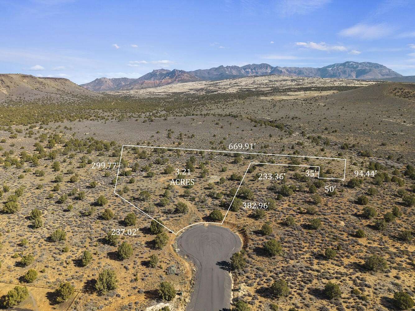 3.2 Acres of Residential Land for Sale in Dammeron Valley, Utah