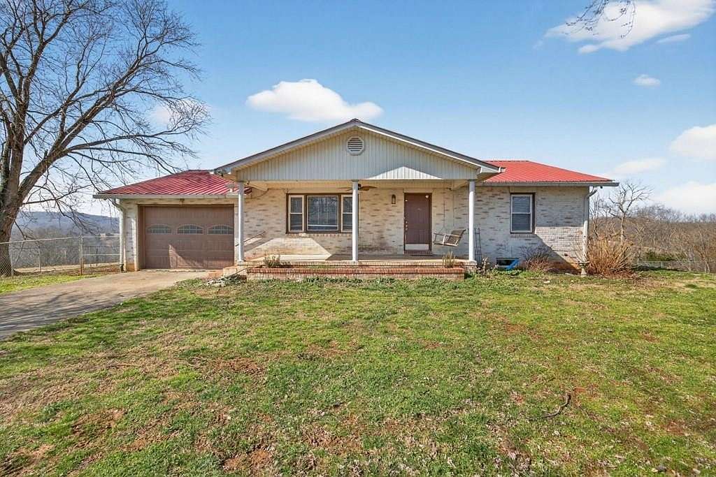 1.67 Acres of Land with Home for Sale in Monroe, Tennessee