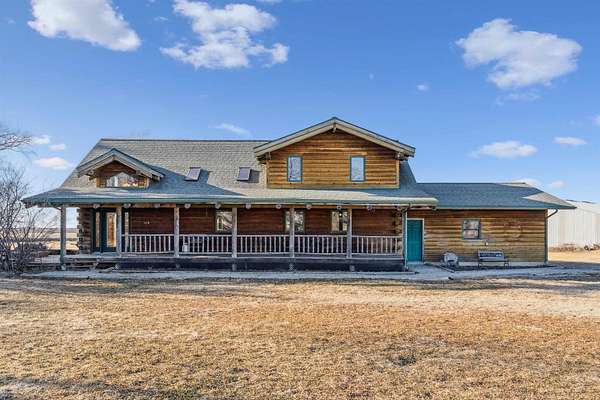 3.26 Acres of Residential Land with Home for Sale in Dysart, Iowa