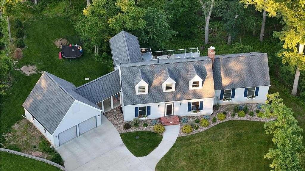 2.1 Acres of Land with Home for Sale in Cedar Rapids, Iowa