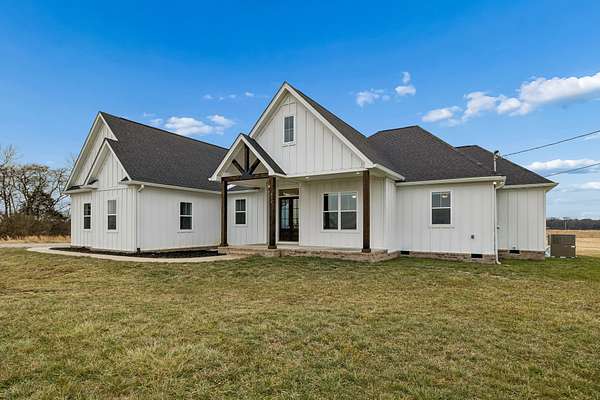 5 Acres of Land with Home for Sale in Lewisburg, Tennessee