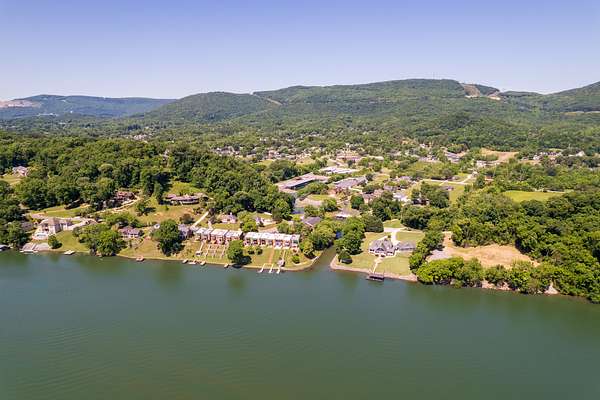 0.74 Acres of Residential Land for Sale in Chattanooga, Tennessee