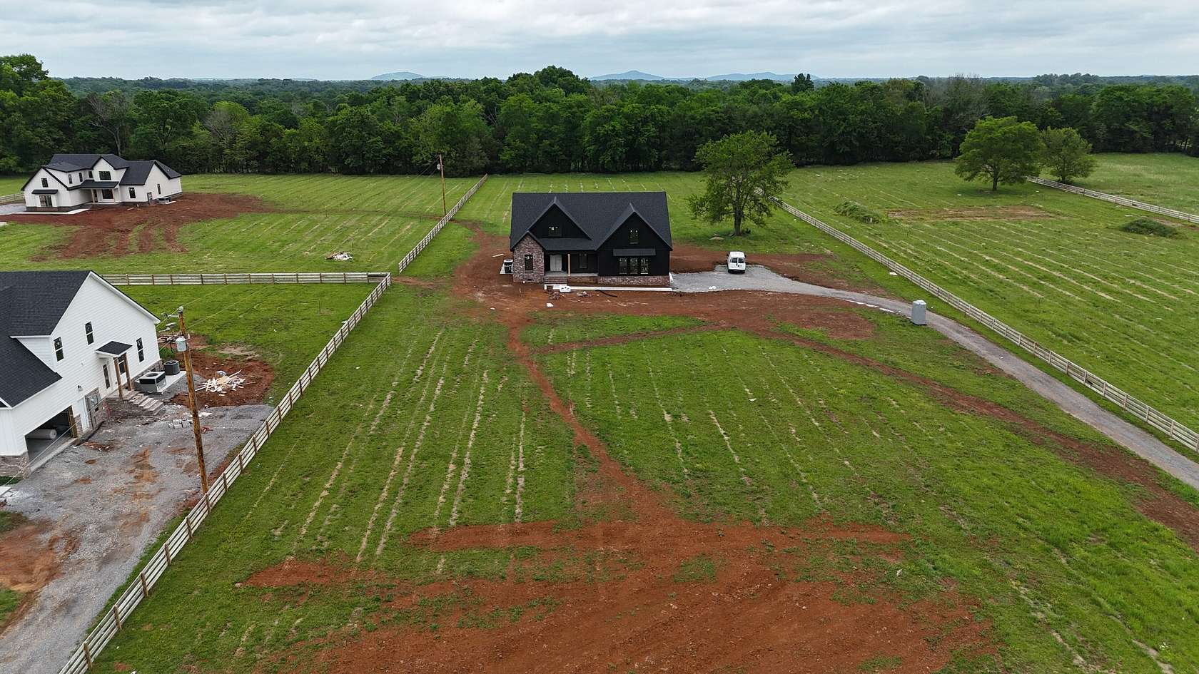 4.7 Acres of Land with Home for Sale in Shelbyville, Tennessee