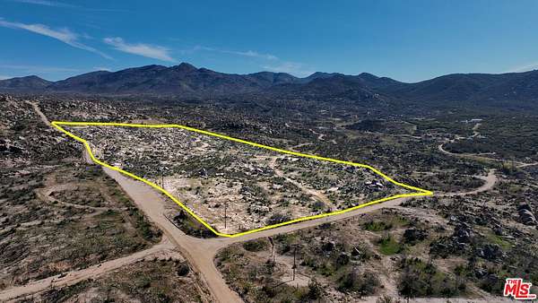 19.5 Acres of Land for Sale in Aguanga, California