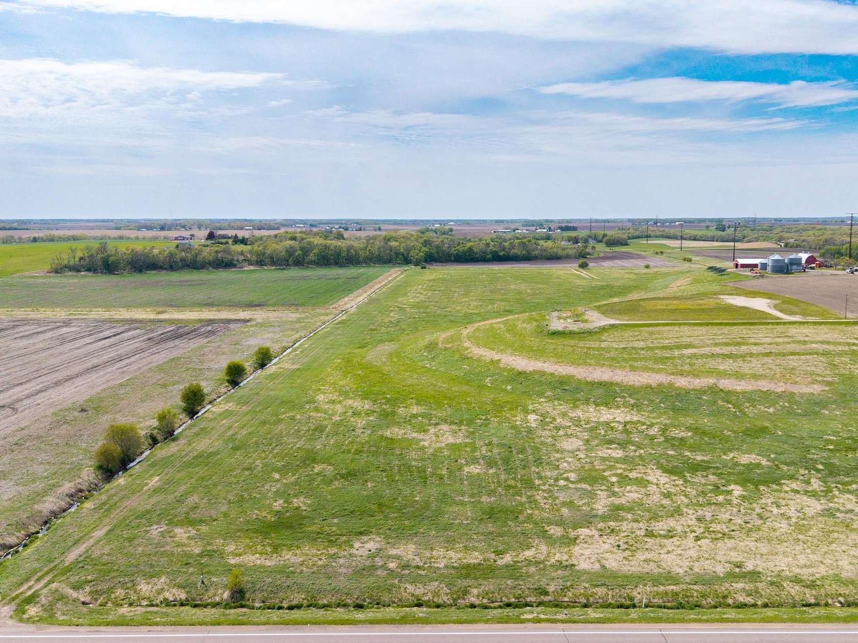 10 Acres of Land for Sale in Belle Plaine, Minnesota