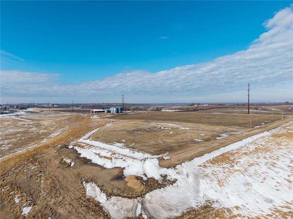 10 Acres of Residential Land for Sale in Belle Plaine Township, Minnesota