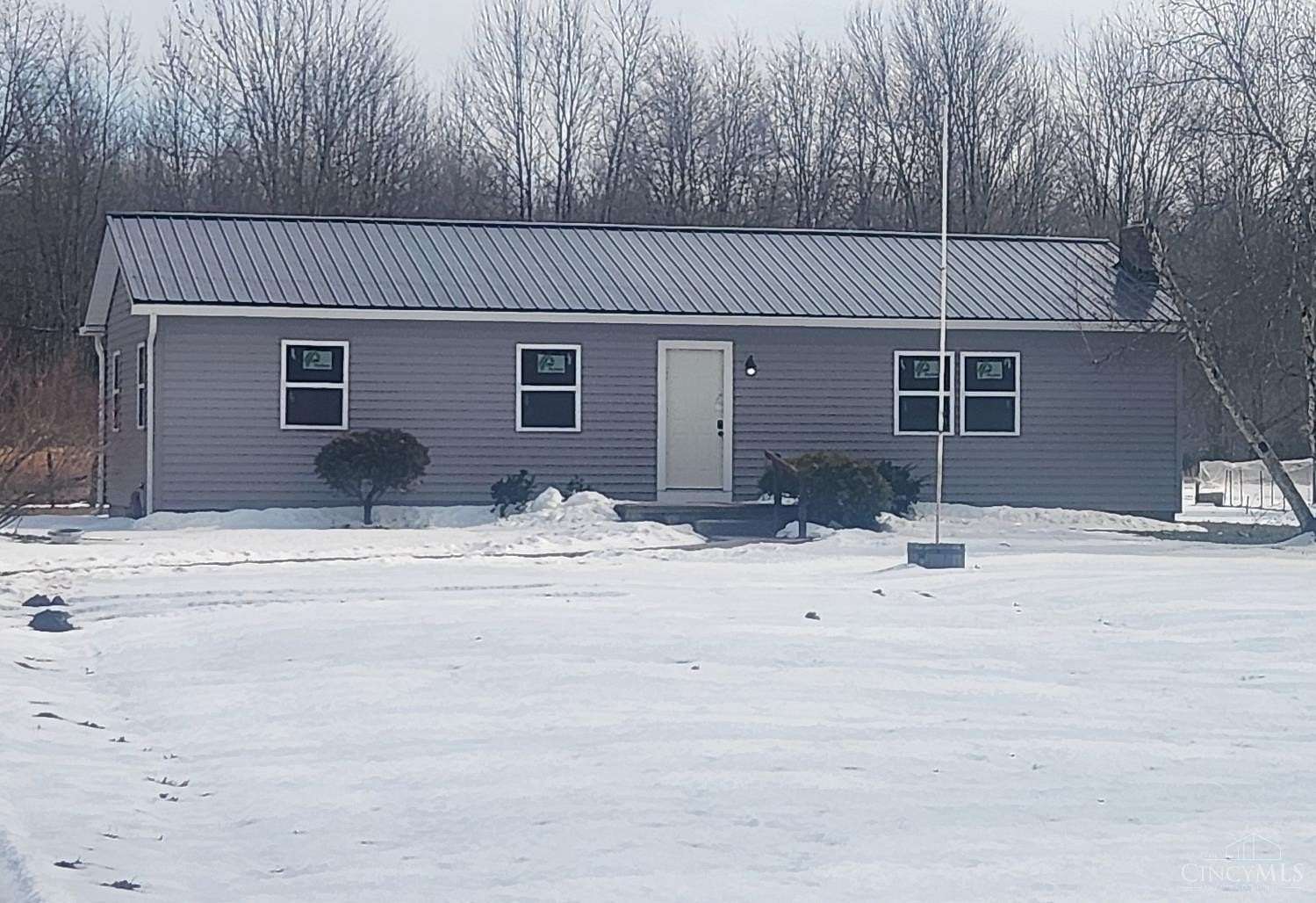 3.37 Acres of Residential Land with Home for Sale in Washington Township, Ohio