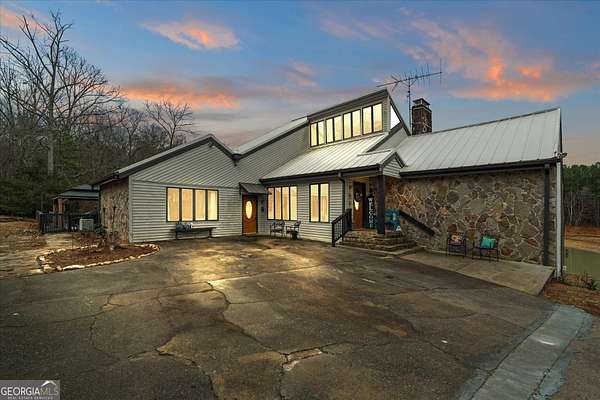 9.59 Acres of Residential Land with Home for Sale in Carrollton, Georgia