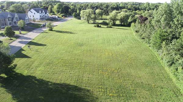 1 Acre of Residential Land for Sale in South Barrington, Illinois