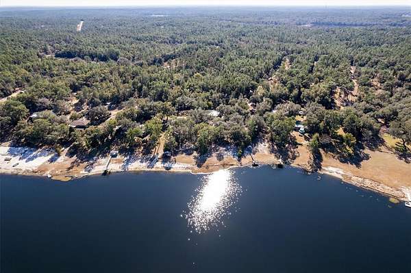 6 Acres of Residential Land with Home for Sale in Hawthorne, Florida