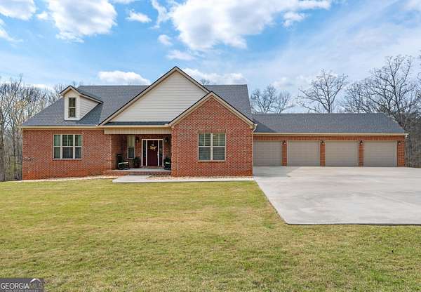 12 Acres of Land with Home for Sale in Franklin, Georgia