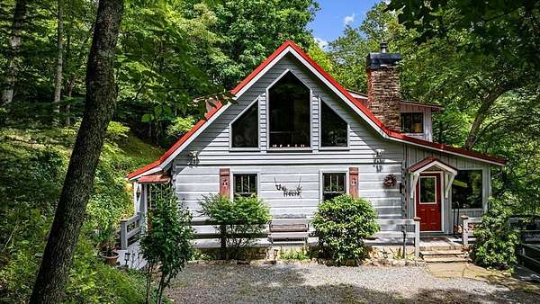 15.3 Acres of Improved Land for Sale in Mineral Bluff, Georgia