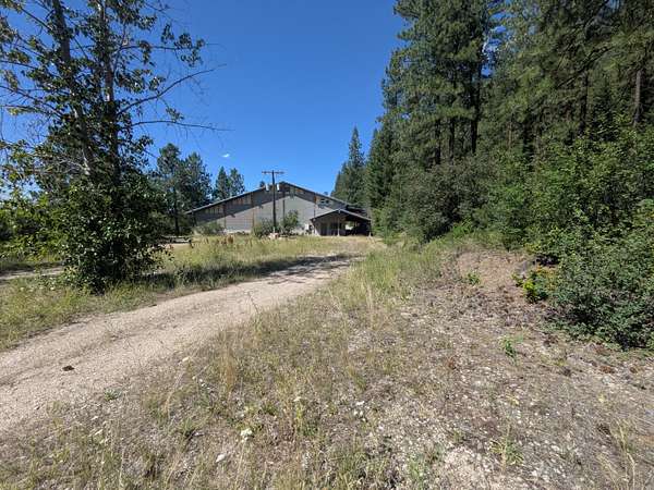 21.2 Acres of Improved Land for Sale in Chewelah, Washington