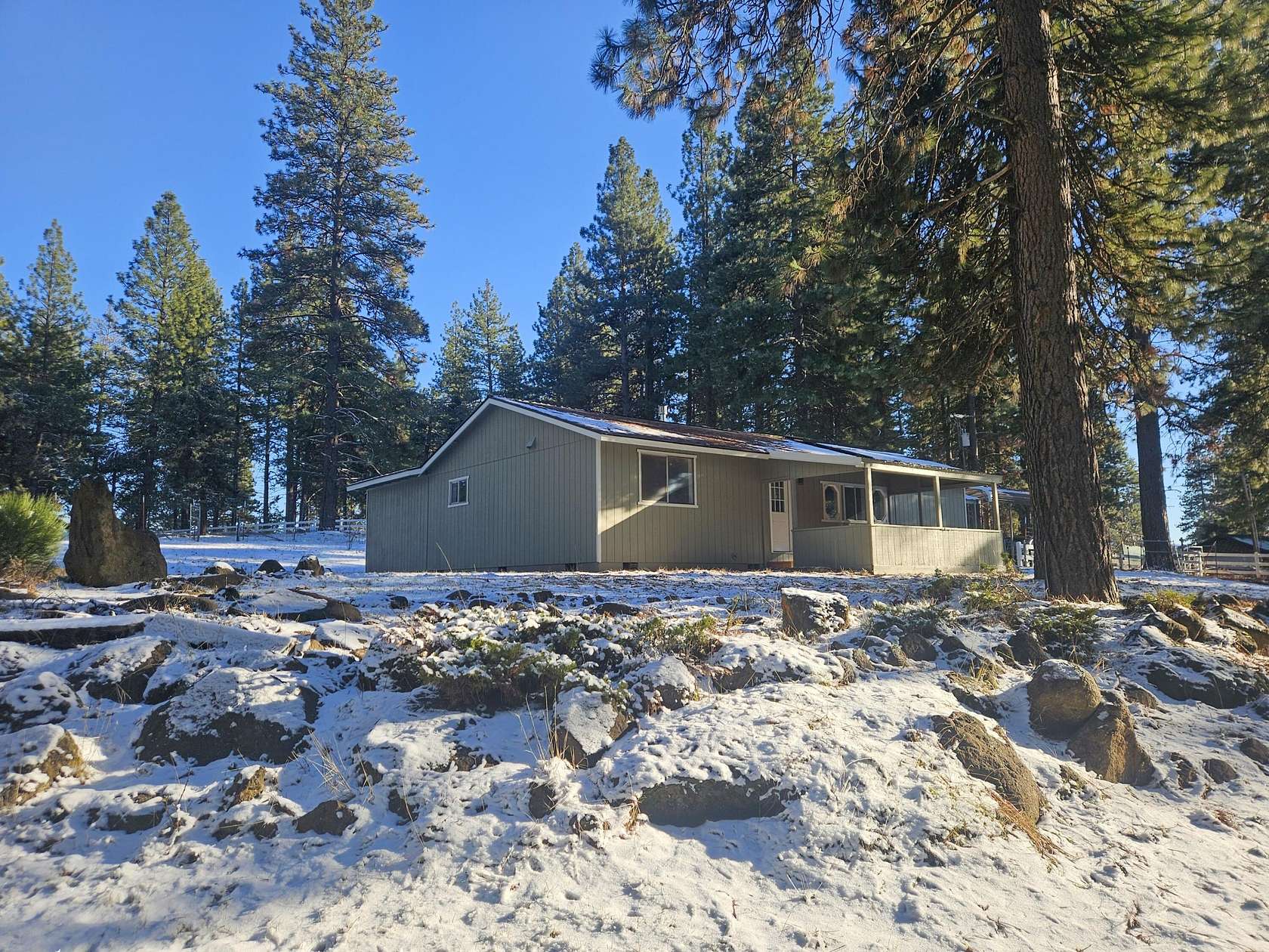 1.57 Acres of Land with Home for Sale in Klamath Falls, Oregon