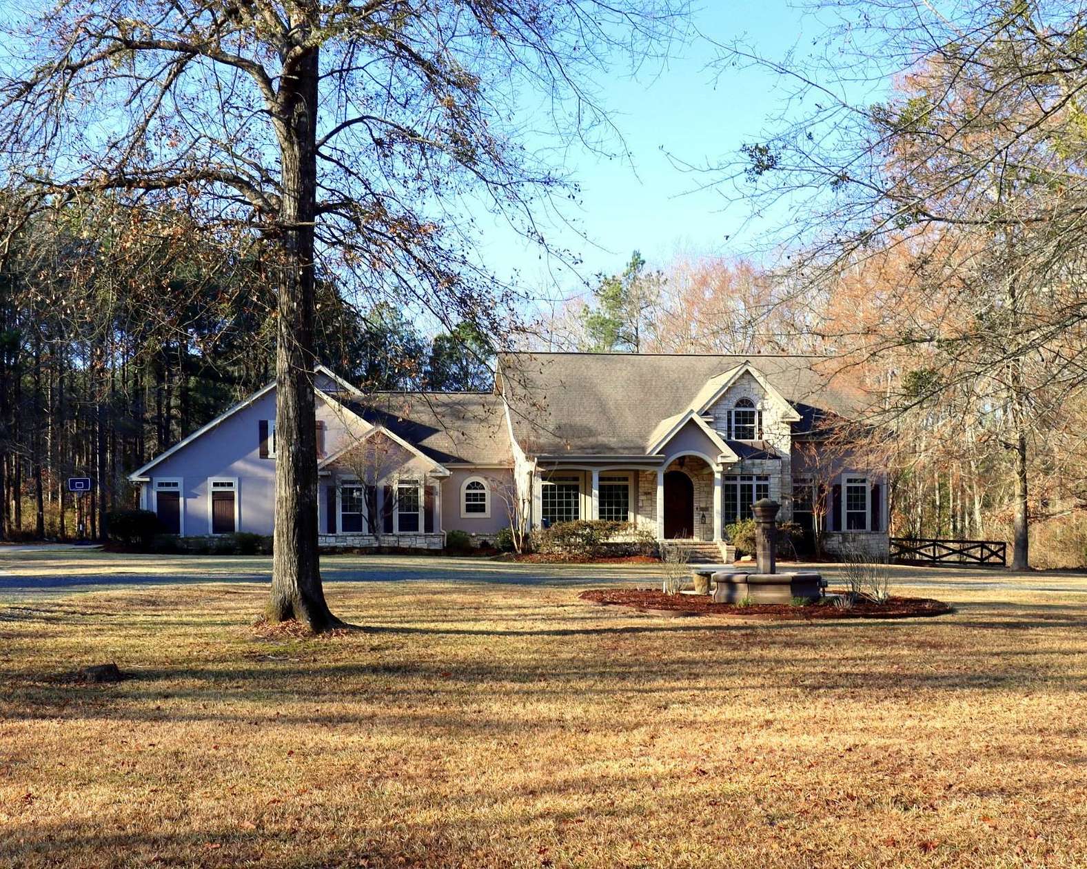 5.8 Acres of Residential Land with Home for Sale in Magnolia, Arkansas