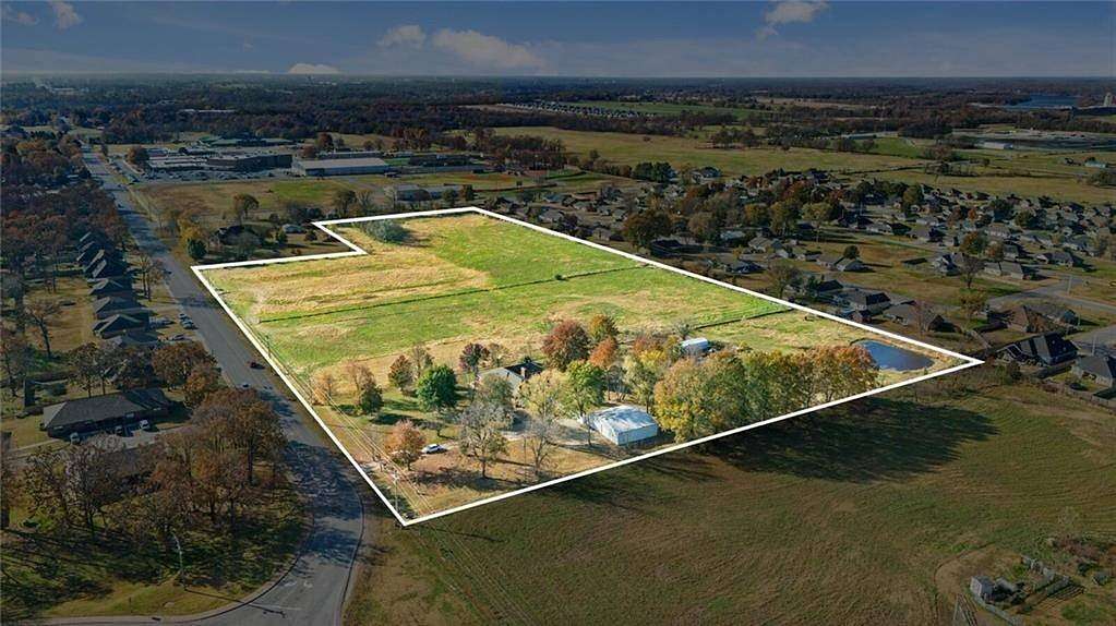 15.5 Acres of Land for Sale in Gentry, Arkansas