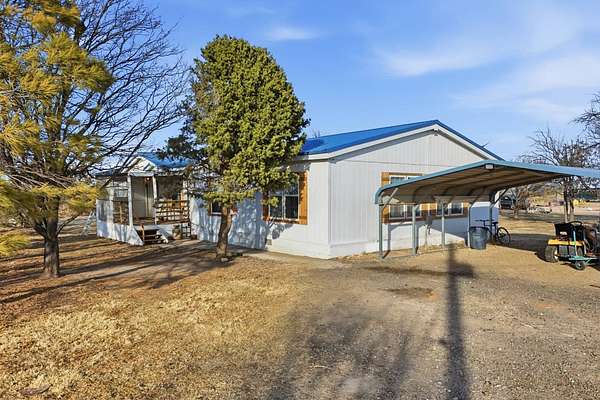 32.2 Acres of Agricultural Land with Home for Sale in Guymon, Oklahoma