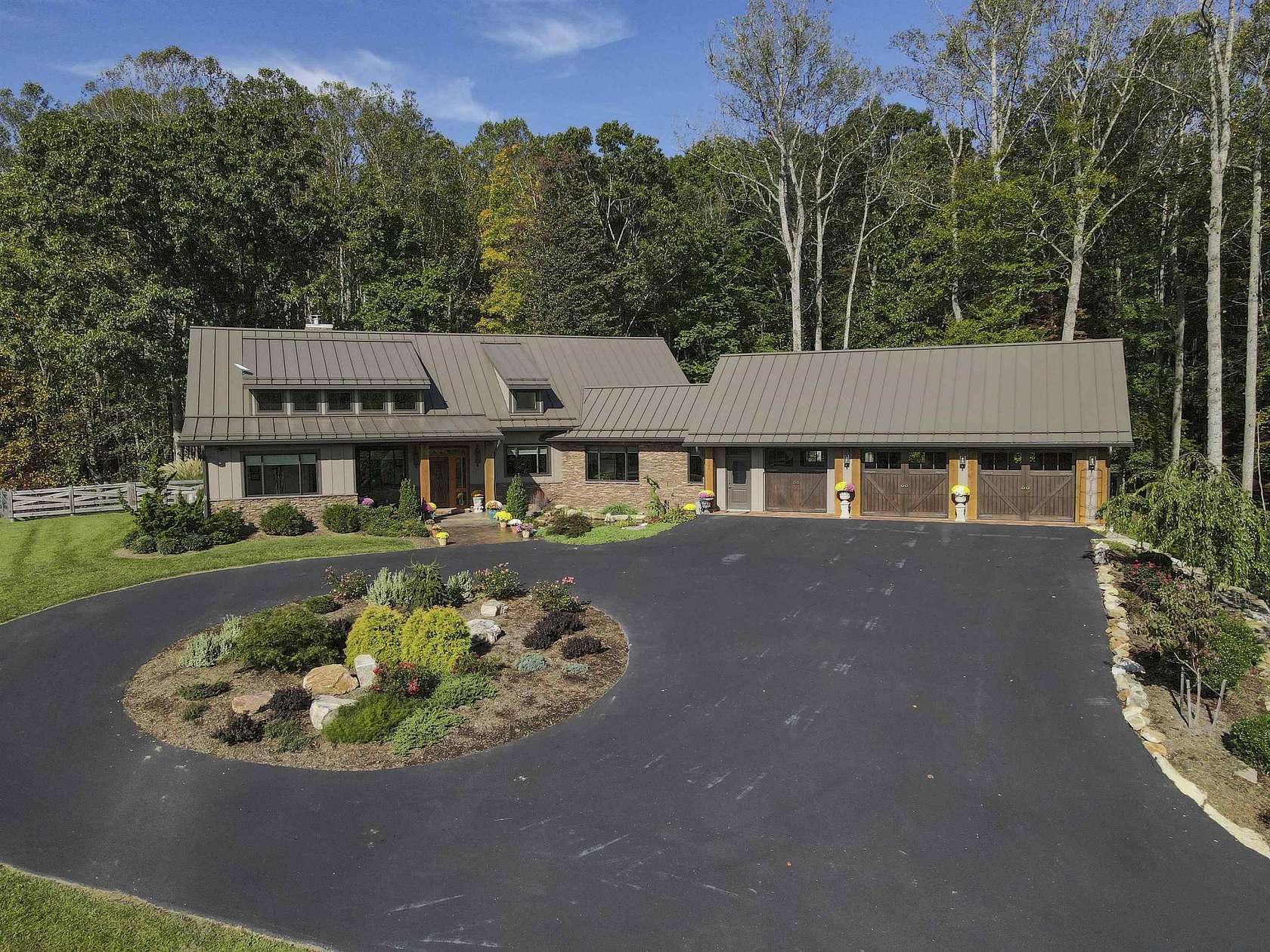 158 Acres of Land with Home for Sale in Catawba, Virginia