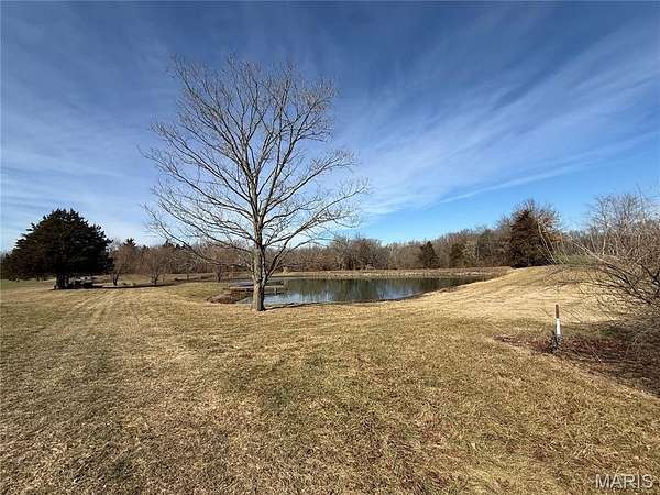 23.2 Acres of Land for Sale in Red Bud, Illinois