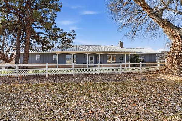 2.9 Acres of Residential Land with Home for Sale in Albuquerque, New Mexico