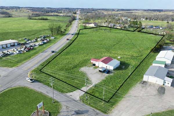8 Acres of Commercial Land for Sale in Cassville, Missouri