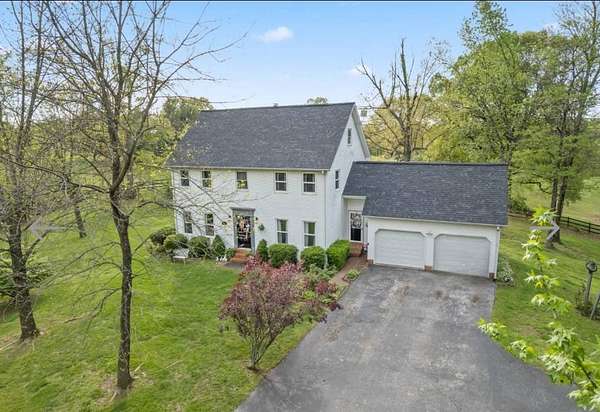 2.58 Acres of Residential Land with Home for Sale in Hartford, Kentucky