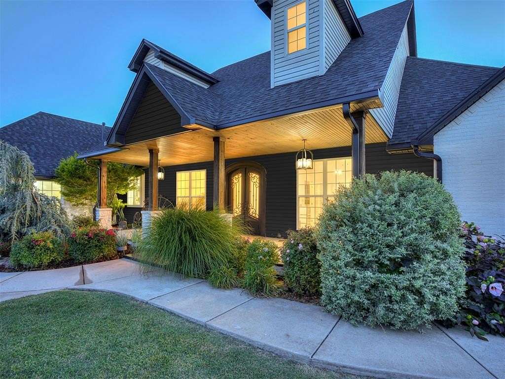 1.89 Acres of Residential Land with Home for Sale in Newcastle, Oklahoma