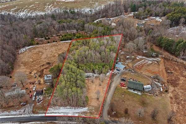 3.28 Acres of Residential Land for Sale in Elkin, North Carolina