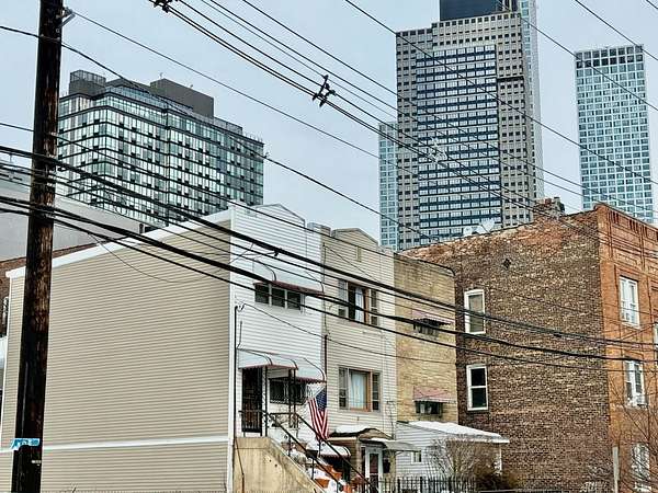 0.03 Acres of Land for Sale in Jersey City, New Jersey