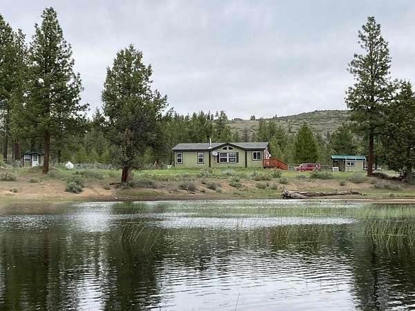 9.56 Acres of Residential Land with Home for Sale in Sprague River, Oregon