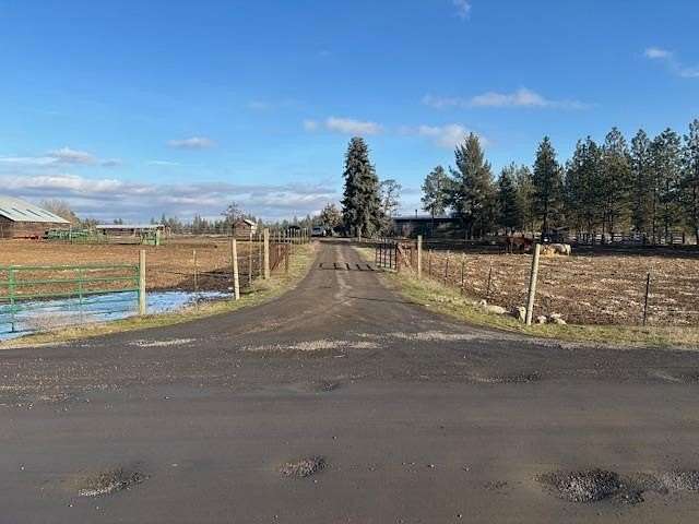 10.2 Acres of Land with Home for Sale in Cheney, Washington