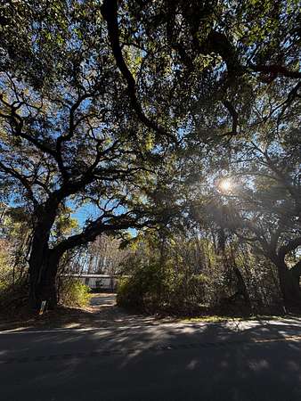 1 Acre of Residential Land for Sale in Johns Island, South Carolina