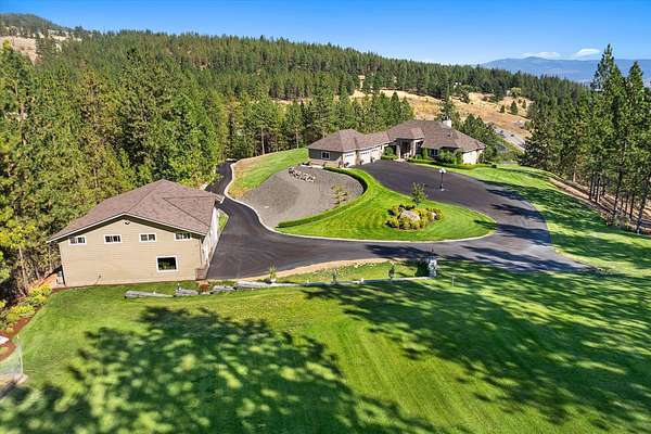 11 Acres of Land with Home for Sale in Spokane, Washington