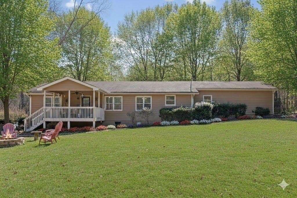 2 Acres of Residential Land with Home for Sale in Acworth, Georgia