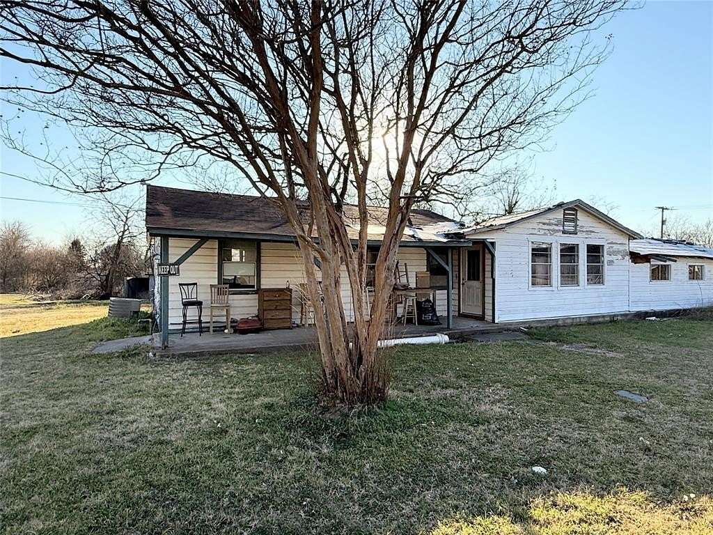 1.87 Acres of Land with Home for Sale in Groesbeck, Texas