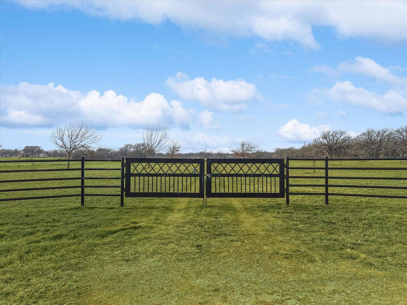 10.4 Acres of Land for Sale in Jacksboro, Texas