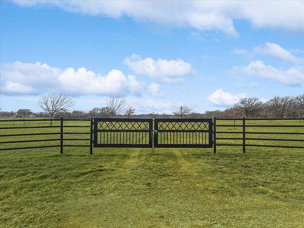 10.4 Acres of Land for Sale in Jacksboro, Texas