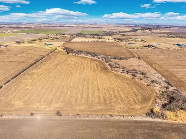 59.3 Acres of Land for Sale in Italy, Texas