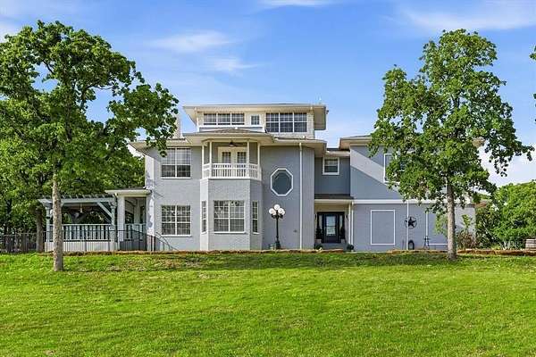 6.3 Acres of Land with Home for Sale in Tioga, Texas