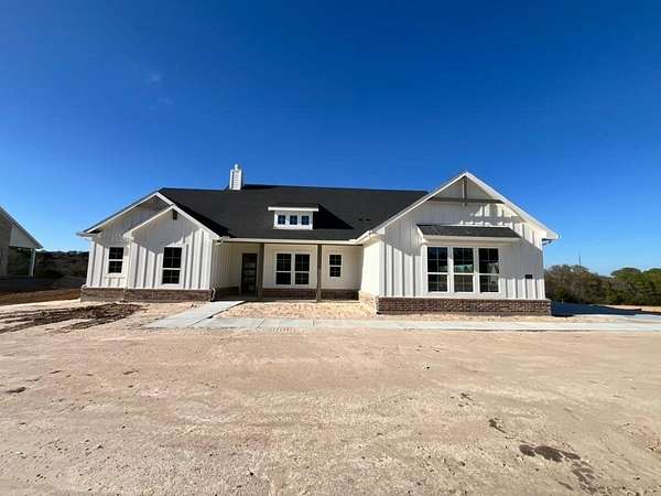 1.6 Acres of Land with Home for Sale in Weatherford, Texas