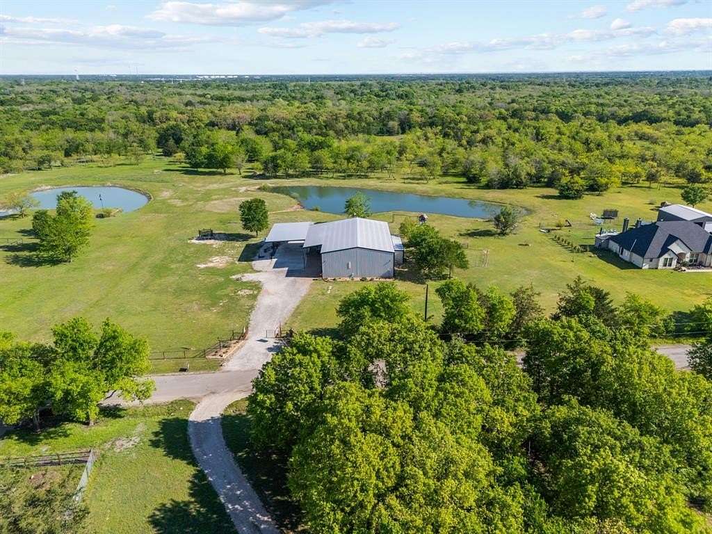 18 Acres of Recreational Land with Home for Sale in Quinlan, Texas