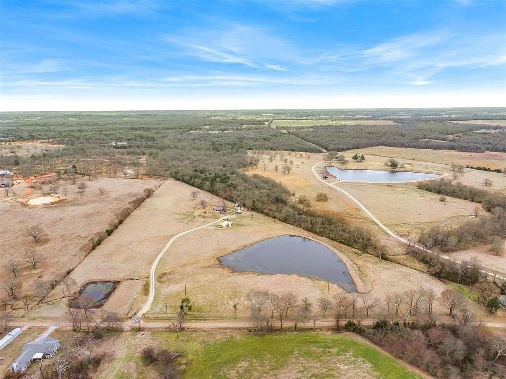 17.1 Acres of Land with Home for Sale in Canton, Texas