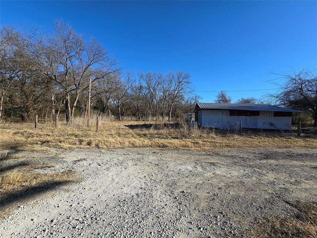 6 Acres of Residential Land with Home for Sale in Cleburne, Texas