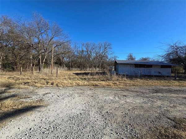 6 Acres of Residential Land with Home for Sale in Cleburne, Texas