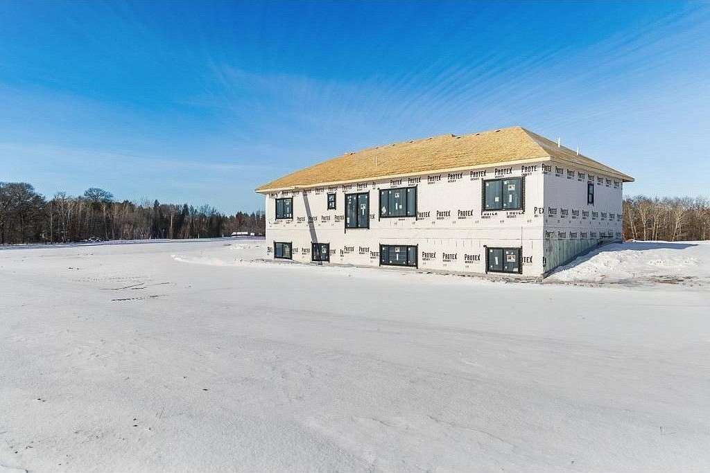 5 Acres of Residential Land with Home for Sale in Baldwin Township, Minnesota