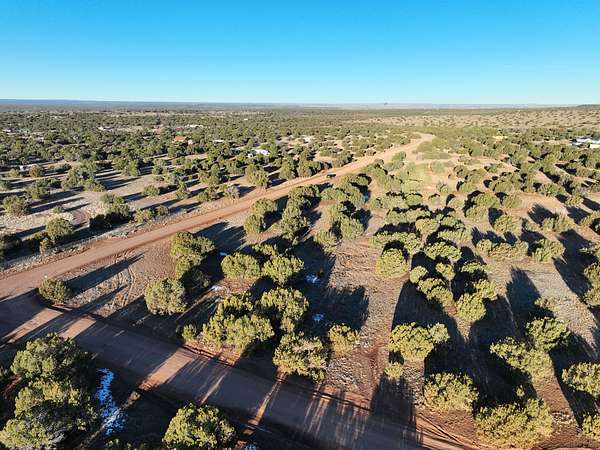 1.25 Acres of Residential Land for Sale in Show Low, Arizona