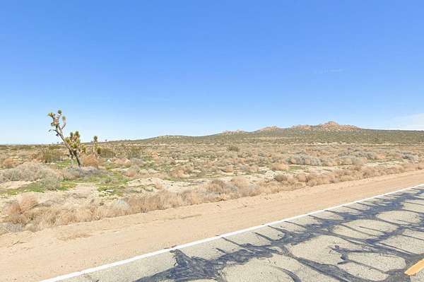 2.55 Acres of Commercial Land for Sale in Palmdale, California