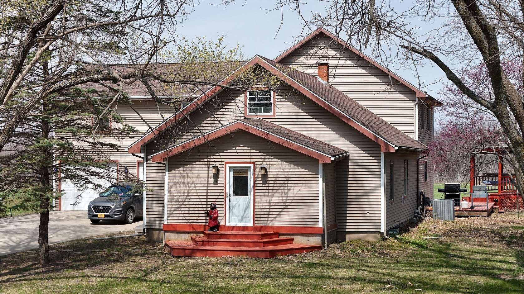 12.8 Acres of Recreational Land with Home for Sale in Knoxville, Iowa